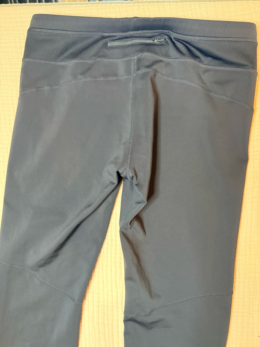 Athleta Women Large Charcoal Bootcut Yoga Pants Athletic 39" Inseam Reflective - Picture 9 of 16